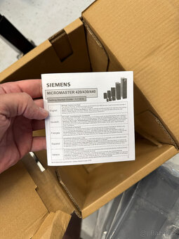 Frekvenční měnič Siemens 6SE6440-2AD31-1CA1 - 11kW - PRODÁNO - 3