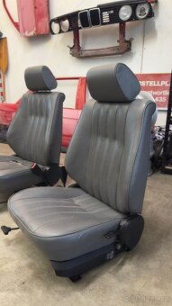 BMW e30 Touring interiér - 3