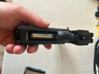 Colt 1911 Duty One. CO2 - 3