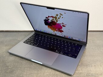 MacBook Pro 14'' 2021 / M1 Pro / 16GB / 512GB SSD / Space - 3