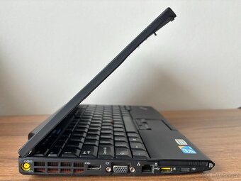 Lenovo ThinkPad x201 - 3