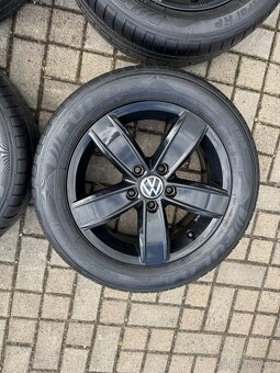 ORIGINÁL Alu Volkswagen Corvara R16, 5x112 - TOP STAV, LETNÍ - 3