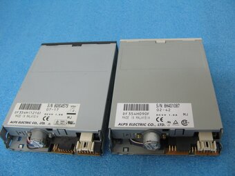 Disketová FDD mechanika Bílá / Černá 3,5" 1,44MB - 3