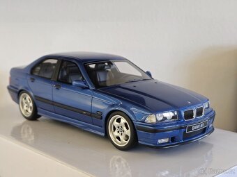 BMW E36 M3 Sedan 1:18 Ottomobile - 3