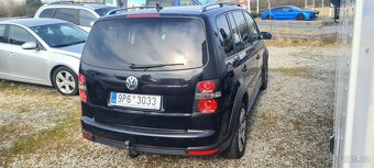 VW Touran Cross 2,0 TDi 125 Kw..7 míst - 3