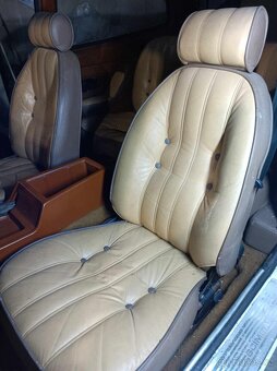 Reliant Scimitar model SE6A r.v. 76 motor 3.0 V6 Capri - 3