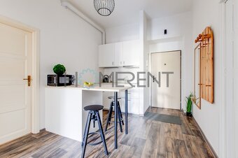 Pronájem bytu 2+1, 65 m² - Praha - Žižkov - 3