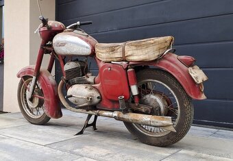 Jawa 350.Typ 354. Odstavena 50 rokov v garazi. - 3