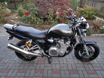 Yamaha XJR 1300 - 3