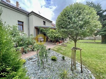 Prostorný rodinný dům s FVE, tři byty s užitnou plochou 215  - 3