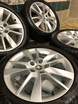 Alu kola Škoda R17 5X112 NOVÉ ZIMNÍ PNEU 225/45 R17 TRIUS - 3