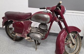 Jawa ČZ 125/453 De Luxe rv 1966 - 3