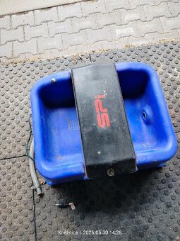 Prodám 4 vyhřívané napaječky - 3