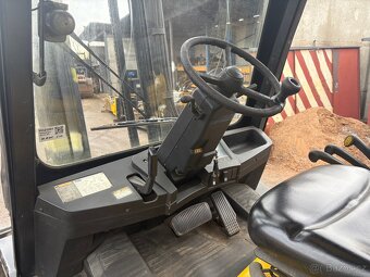 Vysokozdvižný vozík Yale - 3