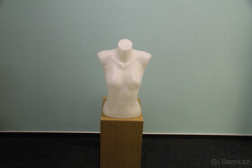 vybavení obchodu oděvy - 3