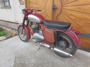 Jawa 350/360 panelka r.v 1972 s TP a STK - 3