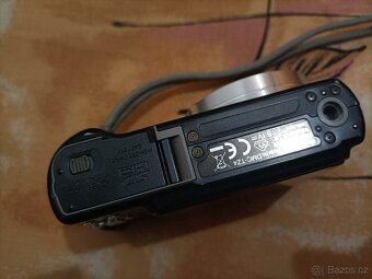Digitální foťák Panasonic DMC TZ4 8Mpx 2GB SD + nabiječka - 3