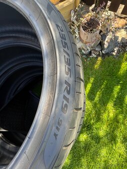 Pirelli p zero - 3