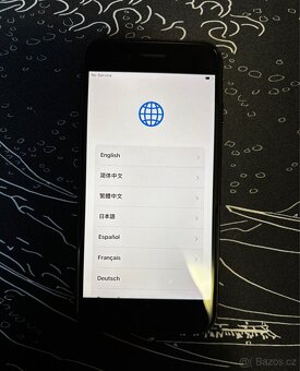 iPhone SE 2022 64 GB - 3