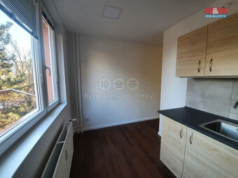 Pronájem bytu 2+1, 55 m², Orlová, ul. Kpt. Jaroše - 3