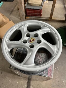 Porsche 911 - alu kola 18” dvourozměr - 3