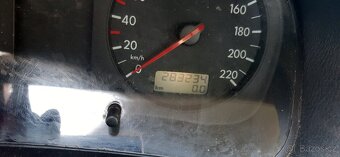 Volkswagen Golf IV 1.9tdi 66kW - 3