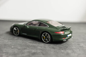 Model 1:18 Porsche 911 991 Club Coupe black GTSpirit - 3