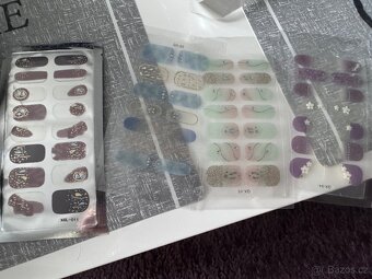 ÚV LAMPA NA NEHTY S DISPLEJEM A ČASOVAČEM + GEL LAKY - 3