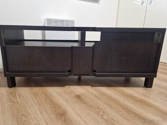Skříňka pod televizi - 3
