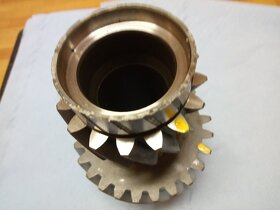 Zetor - Krystal - Hnací dvojkolo vývodového hřídele - 16/25 - 3