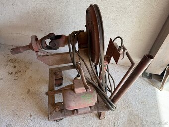 Zetor 25 - nahradni díly - 3