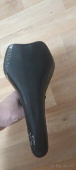 Sedlo se sedlovkou - 3