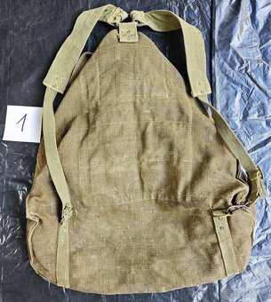 Staré trampské batohy a somradlo 1 - 3