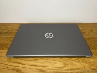 HP 250 G10 i5-1334U 1.30 GHz / 16 GB / 512 GB NVMe stříbrná - 3
