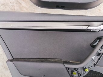 Výplně dveří Octavia 3 s ambientní osvícení - 3