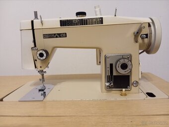 Šicí stroj - 3