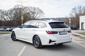 BMW Rad 3 Touring 318d A/T - 3