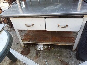 Stůl z nerezovou deskou - 3