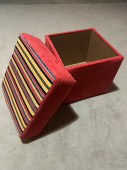 Čalouněný semišový taburet - 3