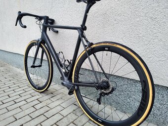 Canyon Ultimate CF SL 8 - 3