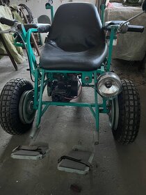 Invalidní vozík se spalovacím motorem - 3