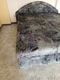 Prodám letiště 160x200 s úložným prostorem - 3