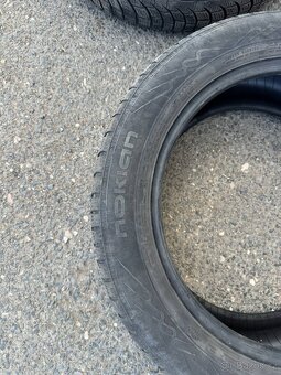 Prodej zimnich pneu Nokian 215/55 R17 - 3