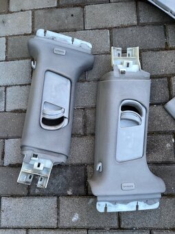 Audi A3 8P - sloupky a stínítka - 3
