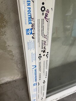 Prodám plastové okno 108x149 jednokřídlé 2x - 3