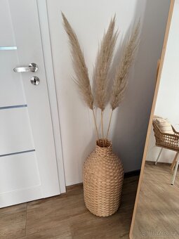 Vaza Kefebona Ikea s dekoraci - 3