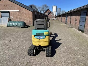 Minirýpadlo Yanmar SV08 - 3