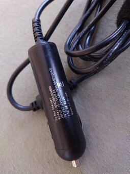 Lenovo zdroj do auta 12V 20V - 3