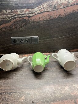 Staré porcelánové konvice - 3