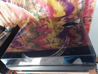 Reloop Turn5 HiFi - 3